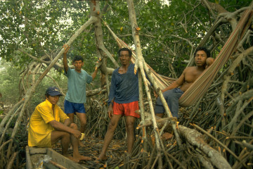 Pescadores almorzando 1994